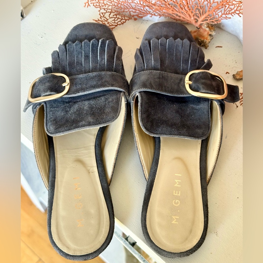 M. Gemi Gray Leather Slip Ons. Size 8.
